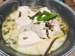 -蜜桃餐厅·伴山(湖滨商业街店)