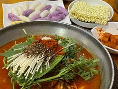 -喇喇排骨火锅·传统韩式脊骨汤(望京西园总店)