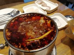 牛油锅底-怡人怡口牛排海鲜自助(飞龙大厦店)