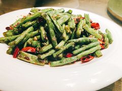 -70后饭吧(府河街店)