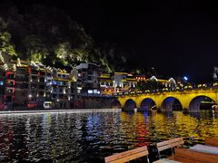 -古城苗家土菜馆(河景餐厅店)