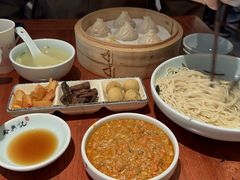 -裕兴记•蟹黄面馆(人民广场店)