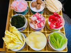 -绣园苏式火锅·开创者·腌笃鲜(大洋百货店)