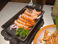 带你碳烤豬頸肉-POKIPOKI泰食谷仓东南亚菜(侨香店)