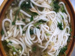 -花溪牛肉粉(八鸽岩店)