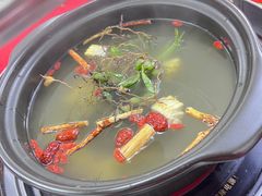 -花苑美食横琴生蚝火锅(拱北粤华路店)