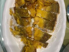 蒜香脆皮鲈鱼-老广酒楼(樱花店)
