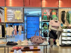 -adidas(正佳广场店)