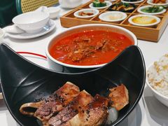 秘制牛骨清汤-新仙清汤牛腩(铜锣湾店)