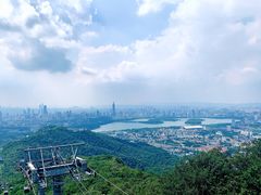-紫金山山顶公园