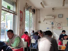 大堂-京东程记肉饼店