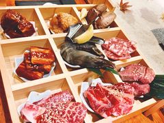 -肉魁屋·烧肉·烧鸟·酒场(高新店)