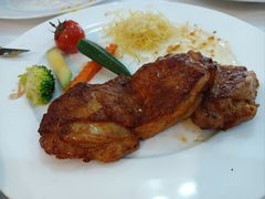 烤鸡腿肉配烧烤汁-维兰西餐(万泉河店)