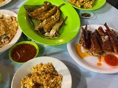 -明记烧鱼美味店