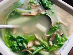 菌汤-天回镇何氏豆腐(总店)