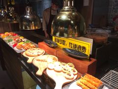 -领鲜活海鲜榴莲自助火锅(东门店)