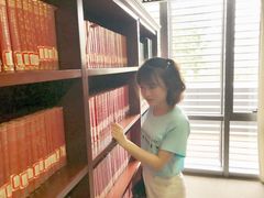 -中国人民大学图书馆新馆