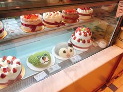 -花花卷卷·鲜食蛋糕(静安久光百货店)