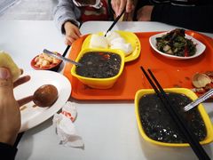 -六和餐饮(东城根店)