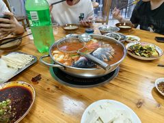 -苗侗地道红酸.酸汤鱼·酸汤牛肉