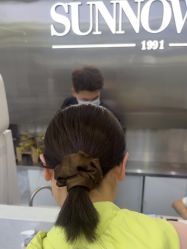 -首脑美发沙龙