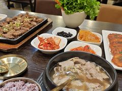 -釜山豚骨汤饭(芝罘万达广场店)