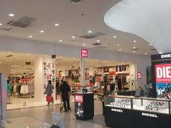 -优衣库(长春欧亚卖场店)