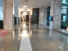 -上海虹桥西郊假日酒店