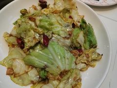 -阿瓦山寨·湘菜现炒·剁椒鱼头王(咸阳总店)