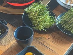 -湊湊火锅·茶憩(南京东路悦荟店)