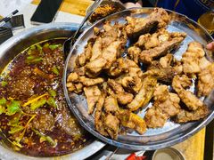 -肖肖酸萝卜鱼火锅(总店)