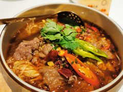 -醉辉皇上海之巅(上海中心大厦店)