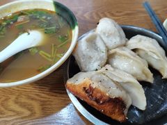 -黄阿姨锅贴大王(万航渡路店)