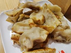 -肥叔锅贴(港澳广场店)