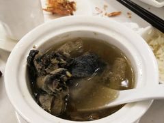松茸菌乌鸡汤-明香海鲜酒家(华强北店)