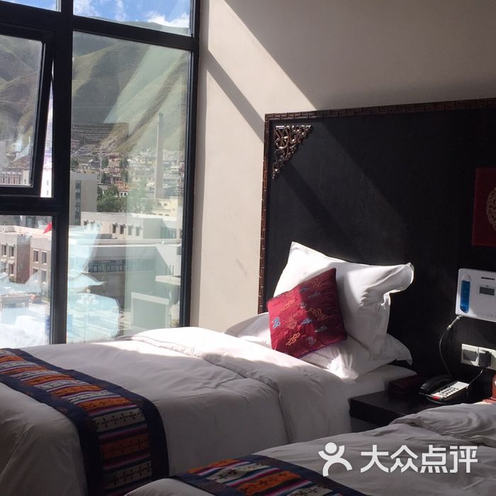 玉树格萨尔王府饭店