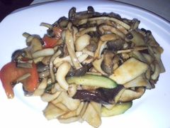 什锦杂菌-焯宇豆皮涮牛肚