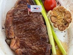 -MONICH牛排融合餐厅(和义大道购物中心店)