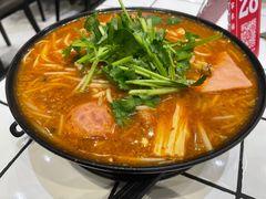 -肥汁米蘭香港米线(长宁来福士店)
