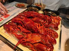 -肥肥虾庄·金牌油焖大虾(汉街SKP店)