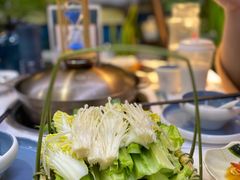 -三个椰子·现砍椰子鸡(金源CBD店)