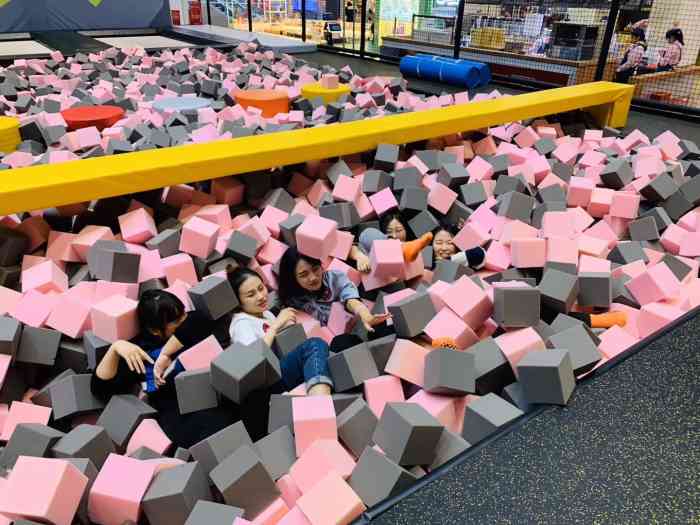 dojump蹦床公园悦方idmall店