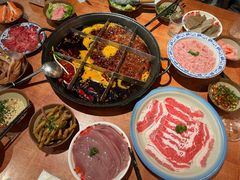 -周小明火锅(黑金冠社区店)