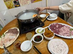 -华哥新鲜猪精品美食