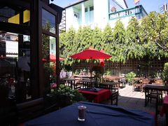 -Dash Teak House
