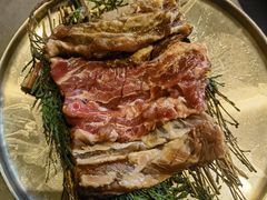 -草家酱蟹炭火烤肉店(珲春南路一店)