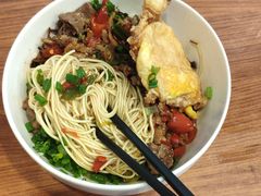 麻辣鸭子和麻辣牛肉双拼-李易面馆(树木岭店)