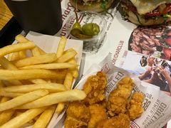 -The Habit Burger Grill 哈比特汉堡(爱琴海店)