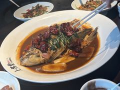 -上名堂·鱼头好吃(体育场路店)