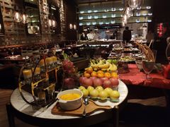 -恰餐厅及酒吧 CHAR Bar & Grill (北京丽都皇冠假日店)